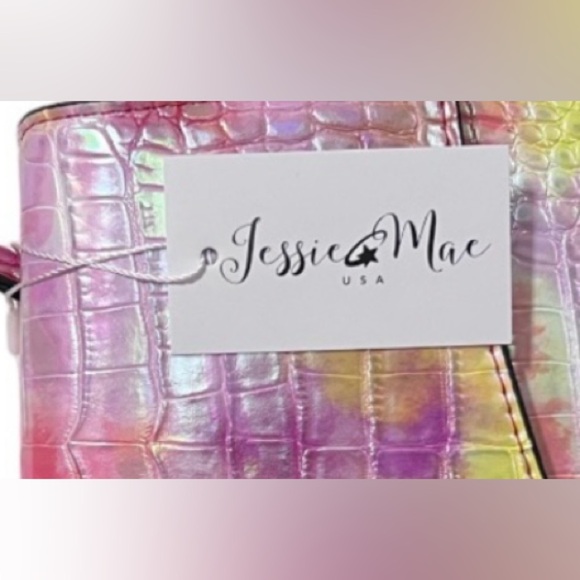 Jessie Mae Tie Dye handbag, detachable crossbody strap, NWT - Picture 5 of 5